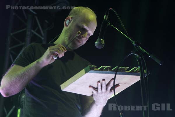 EWERT AND THE TWO DRAGONS - 2015-04-08 - PARIS - La Fleche d'Or - 